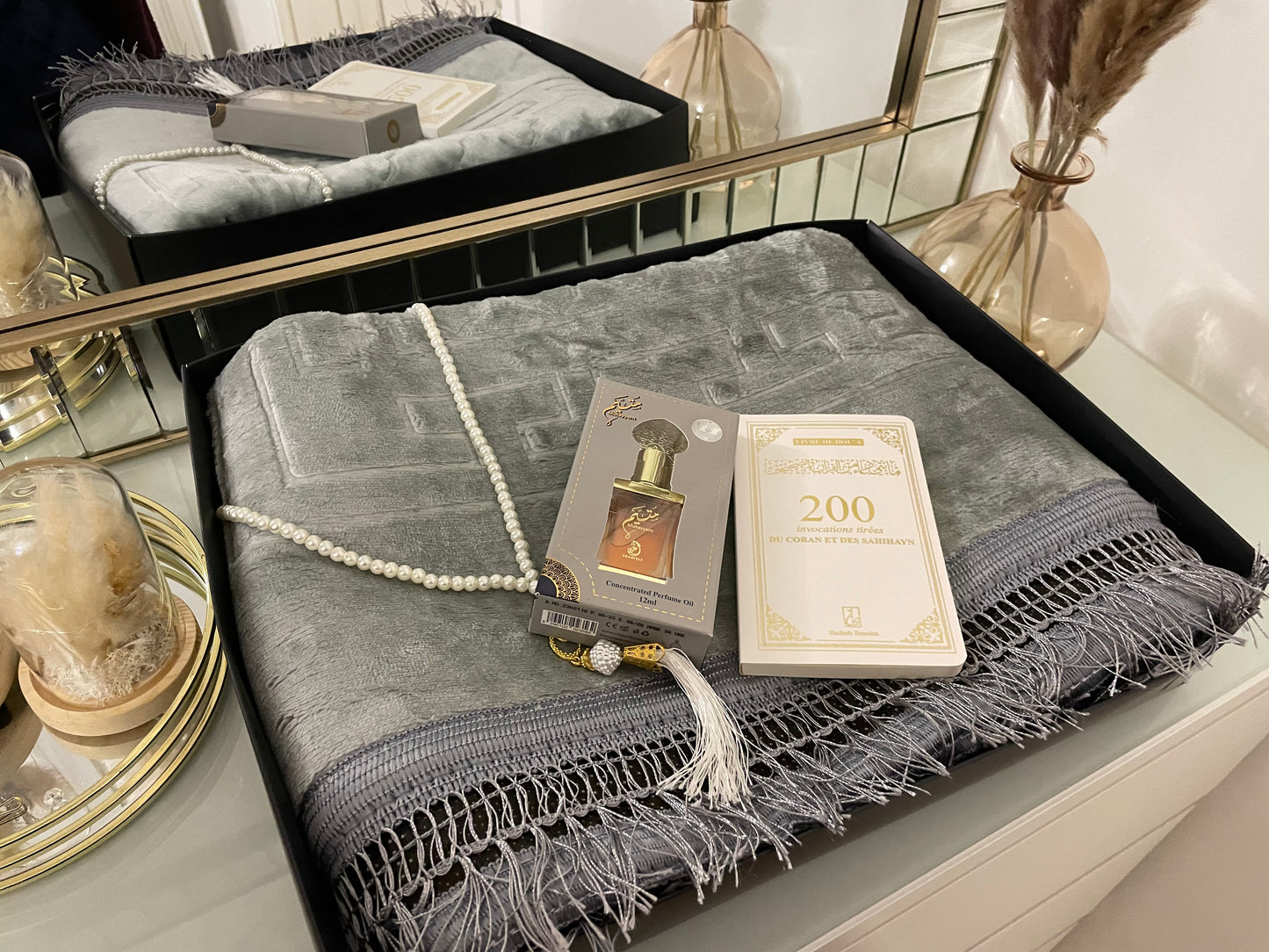 Coffret Tapis de Prière Épais Personnalisé – Élégance & Spiritualité