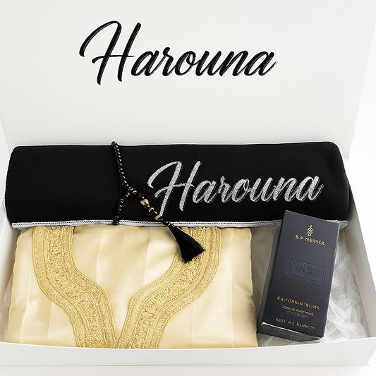 Coffret Tapis de prière  personnalisé avec gandoura et parfum Nabil