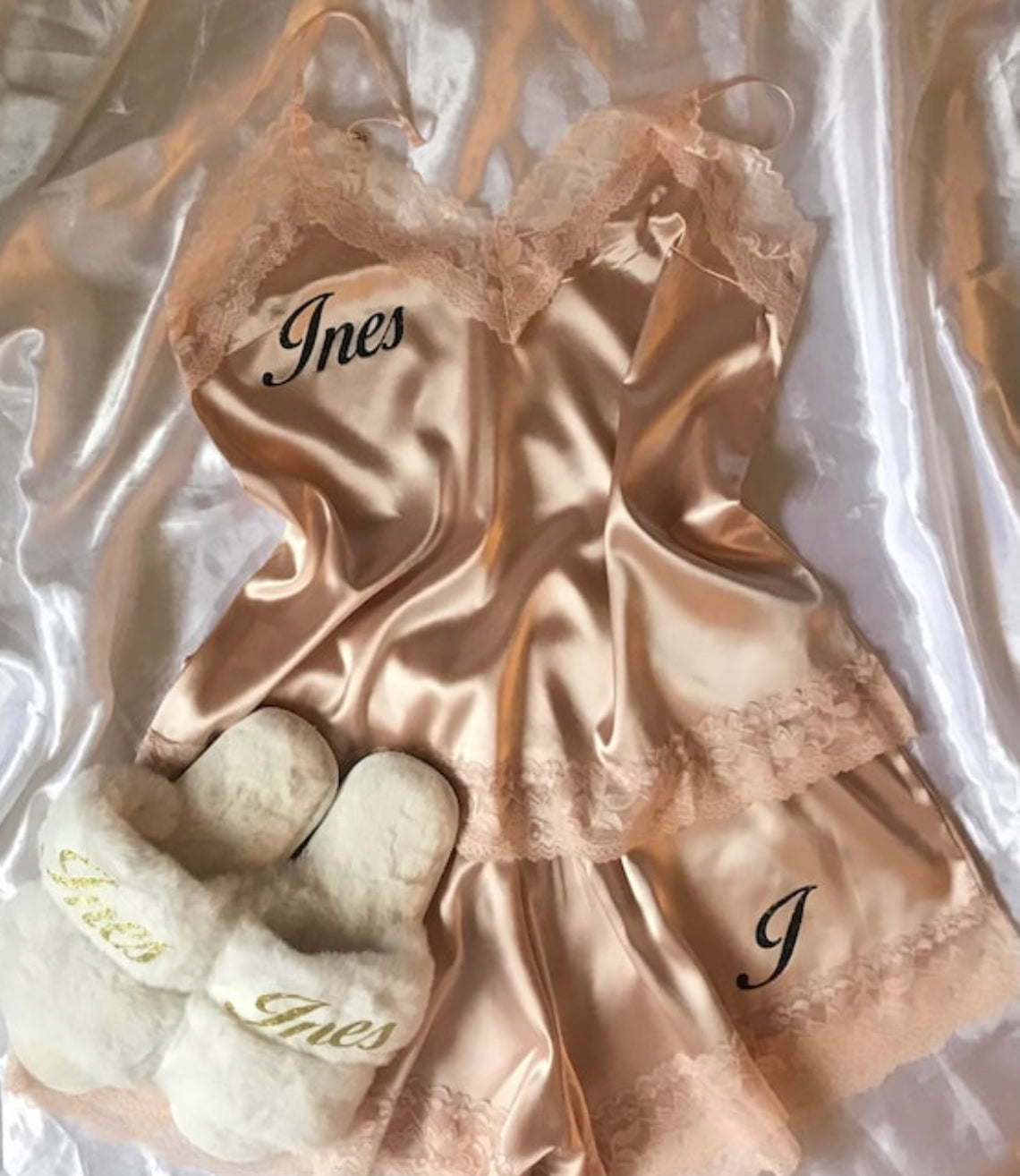 Ensemble Bustier & Short Satin Dentelle Personnalisé – Pyjama Mariée, EVJF, Cadeau Femme Élégant