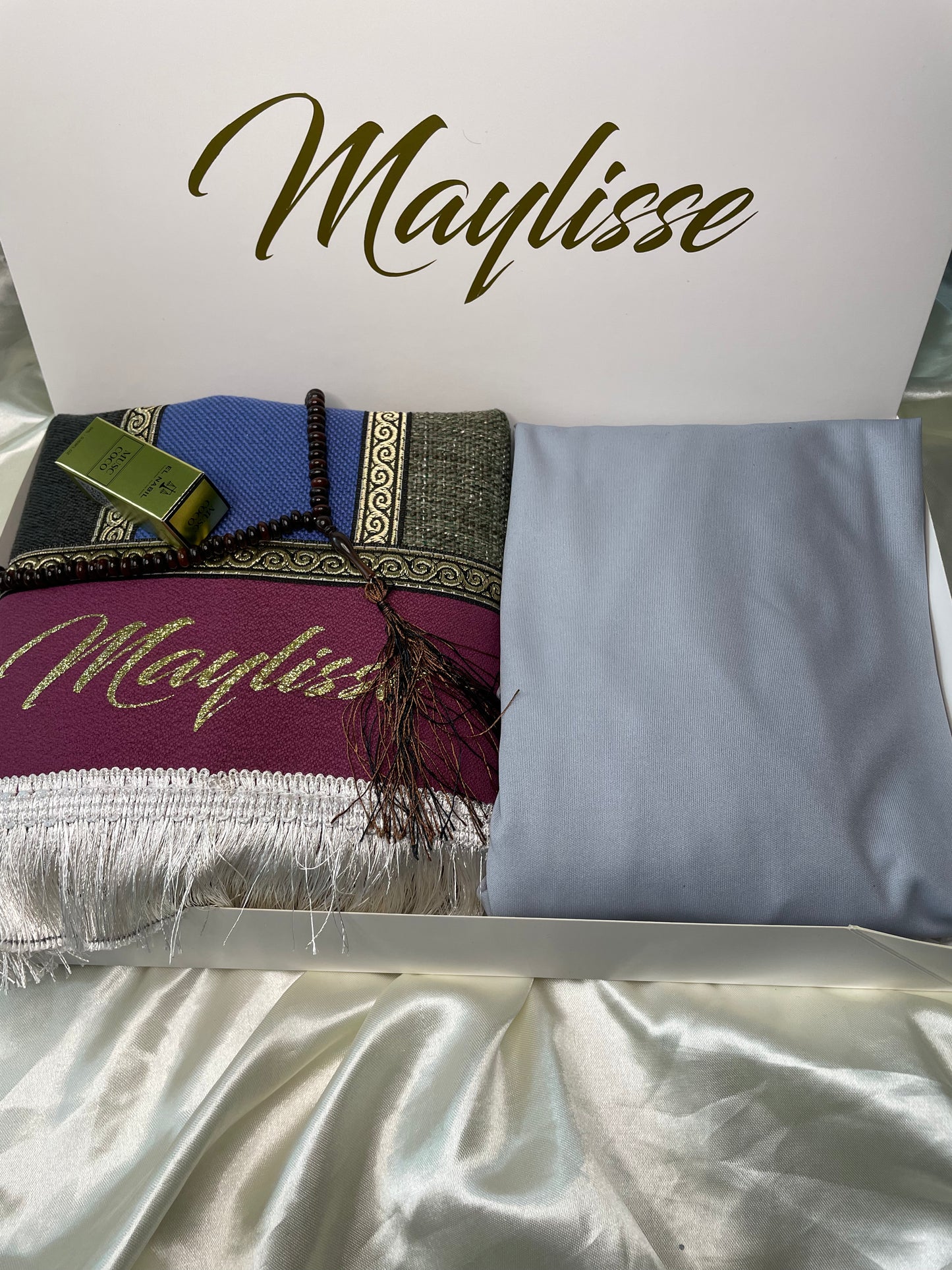 Coffret tapis de prière personnalisé enfants pour fille avec la robe de prière /musc /chapelet /la boîte personnalisée