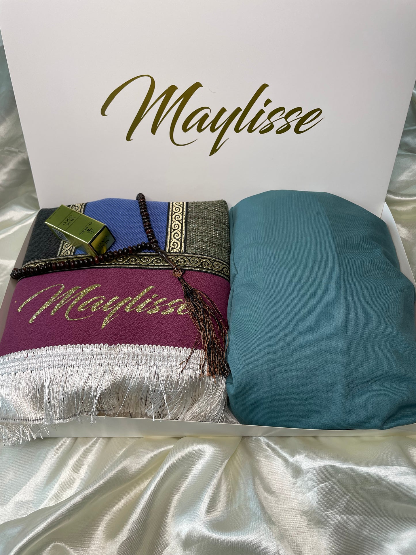 Coffret tapis de prière personnalisé enfants pour fille avec la robe de prière /musc /chapelet /la boîte personnalisée