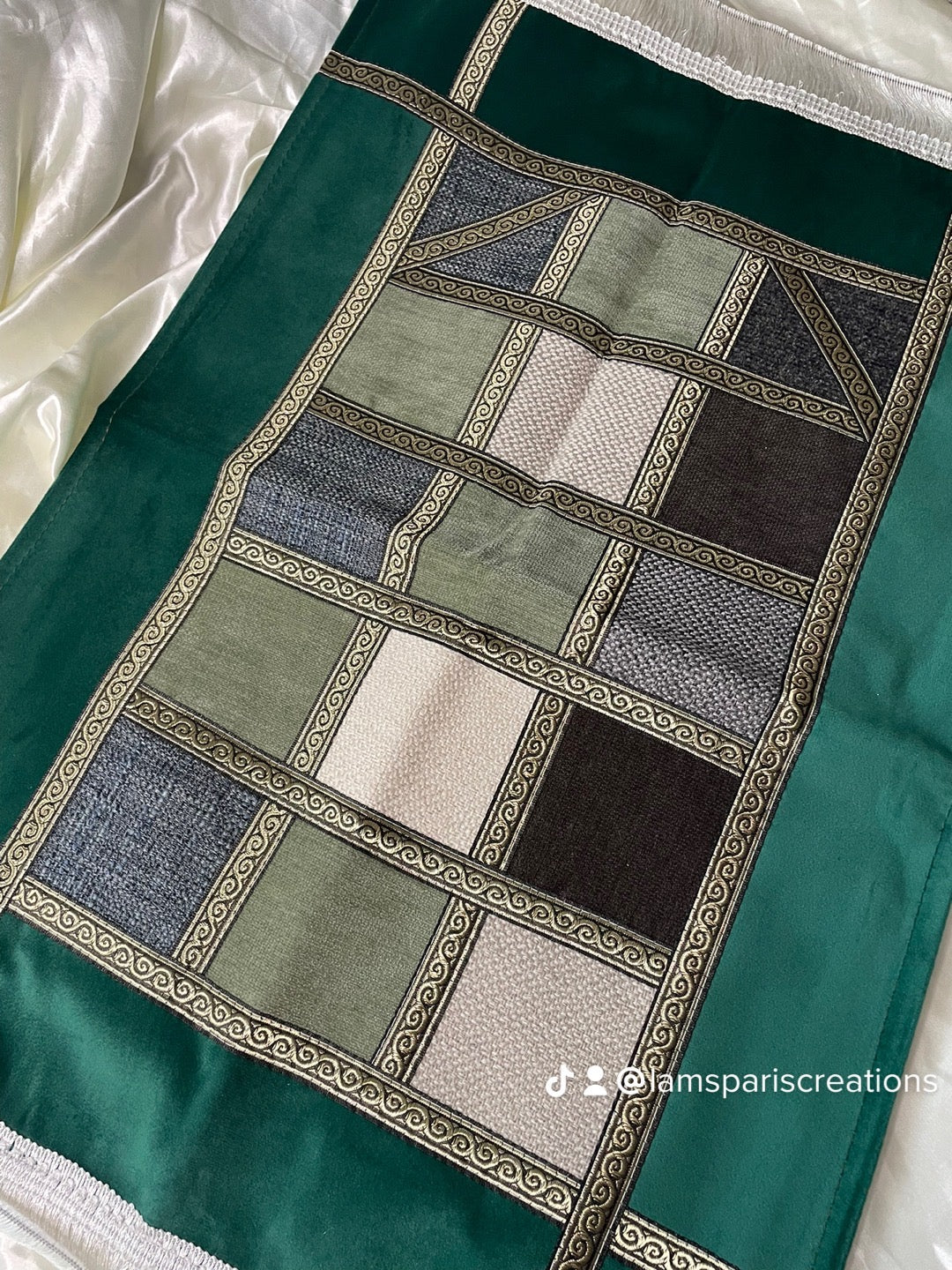 Tapis de Prière Personnalisé – Style Ottoman Élégant & Broderie Prénom