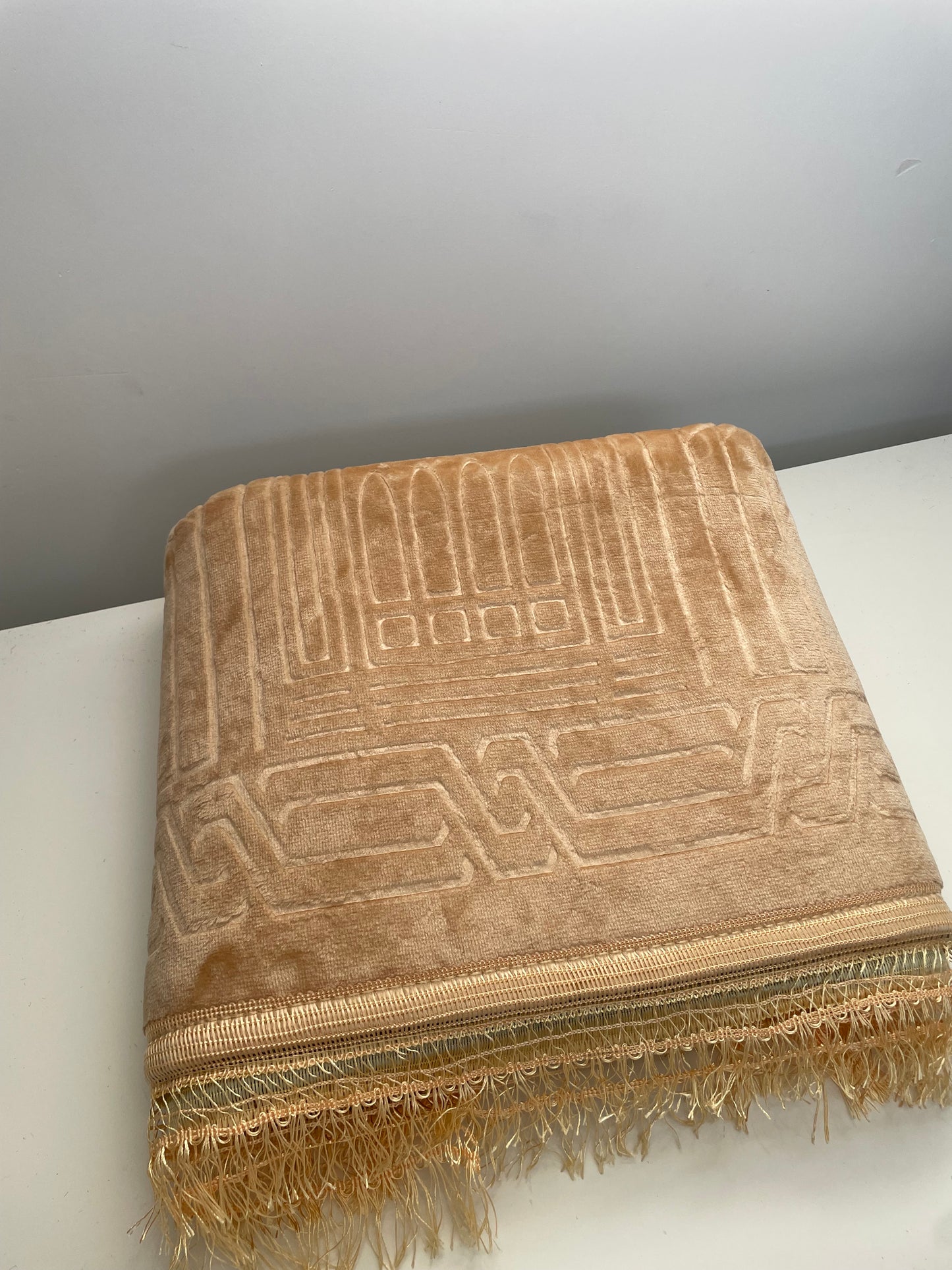 tapis de prière beige
