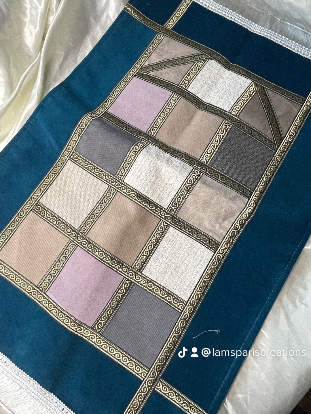 Tapis de Prière Personnalisé – Style Ottoman Élégant & Broderie Prénom