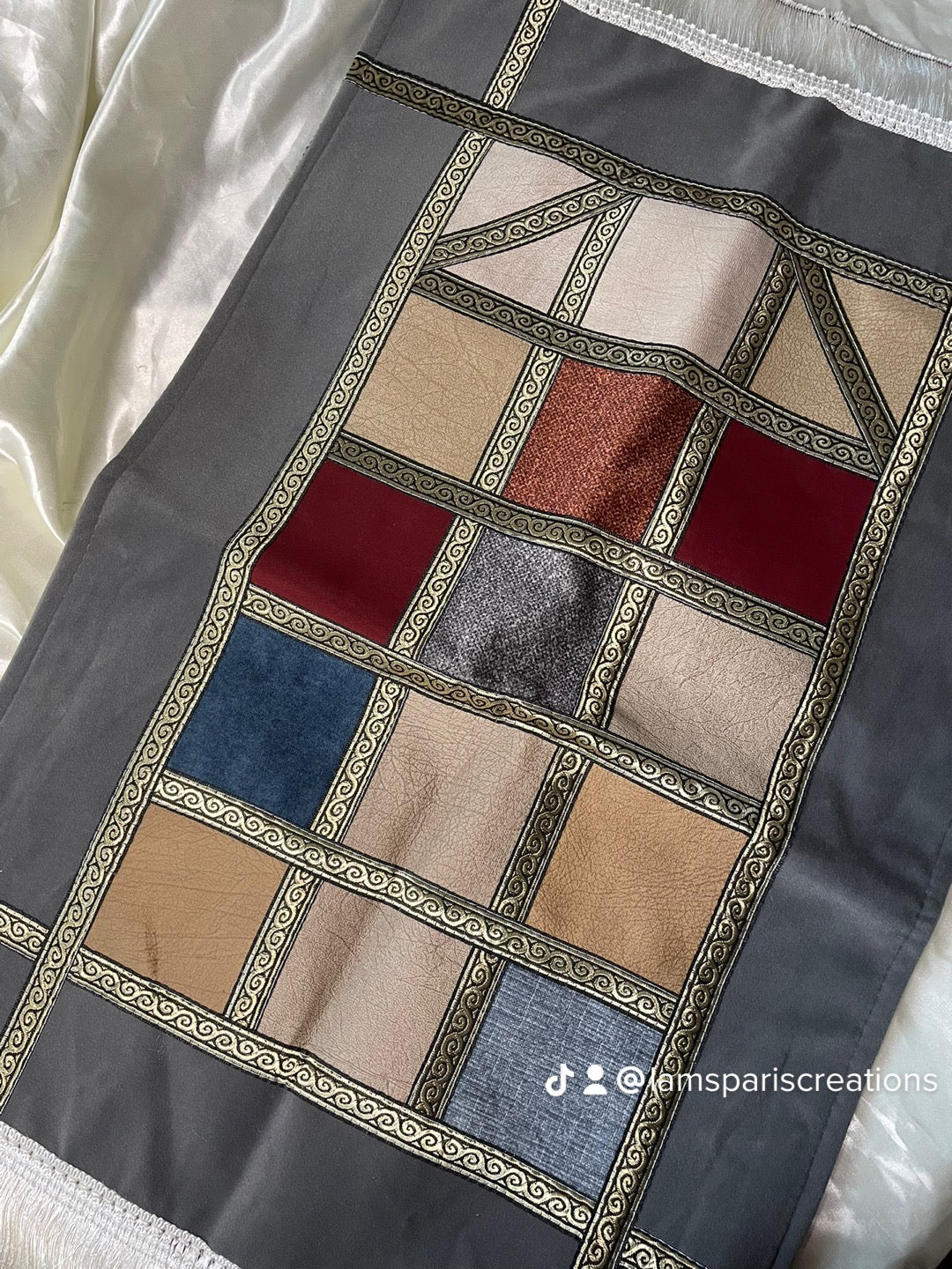 Tapis de Prière Personnalisé – Style Ottoman Élégant & Broderie Prénom